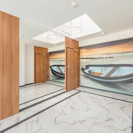 I Jastrzebia Gora, Sun & Snow