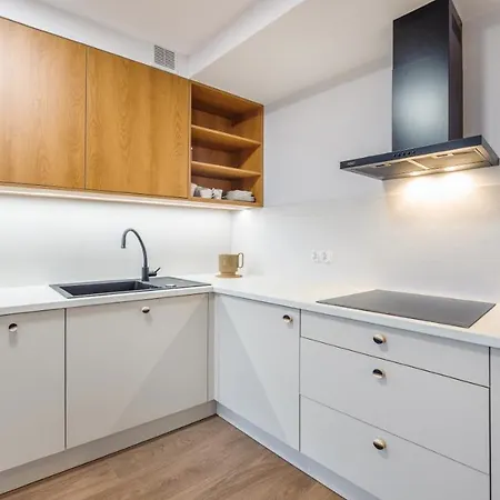 I Jastrzebia Gora, Sun & Snow *