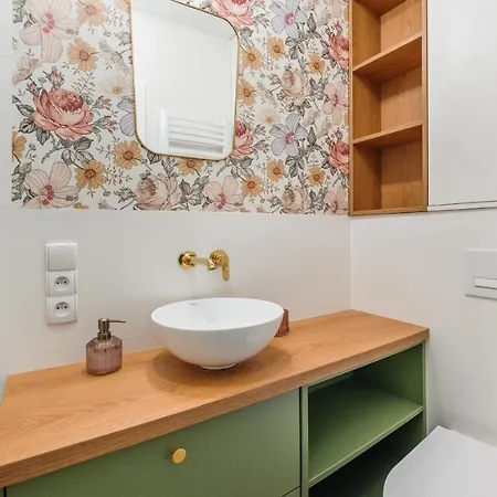 I Jastrzebia Gora, Sun & Snow