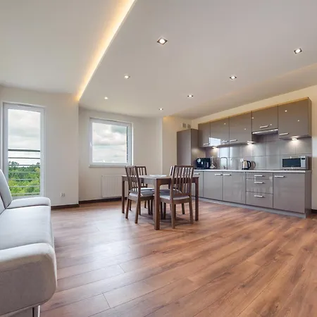 I Jastrzebia Gora, Sun & Snow