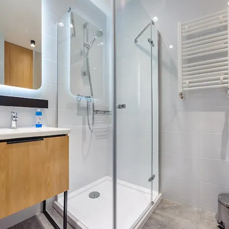 I Jastrzebia Gora, Sun & Snow *