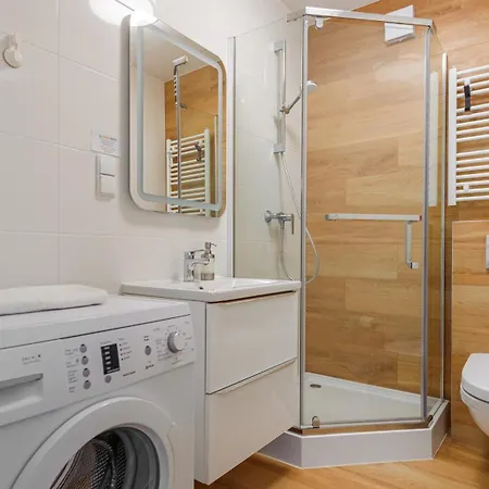 I Jastrzebia Gora, Sun & Snow *