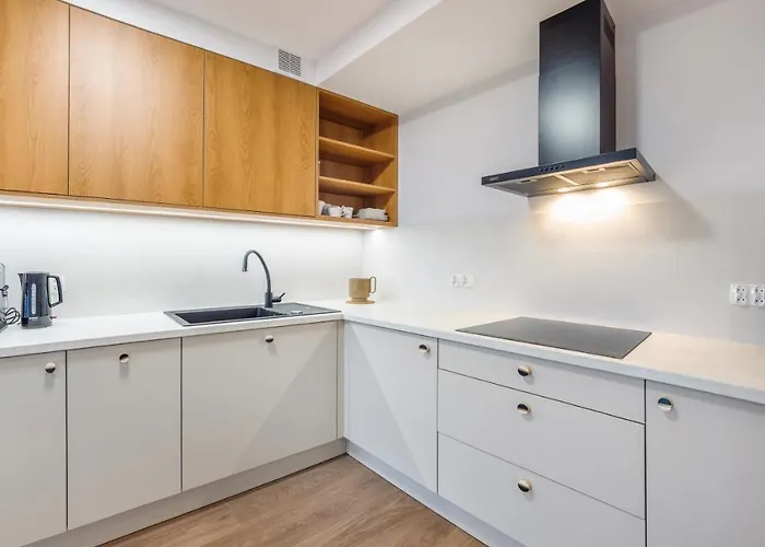 I Jastrzebia Gora, Sun & Snow *