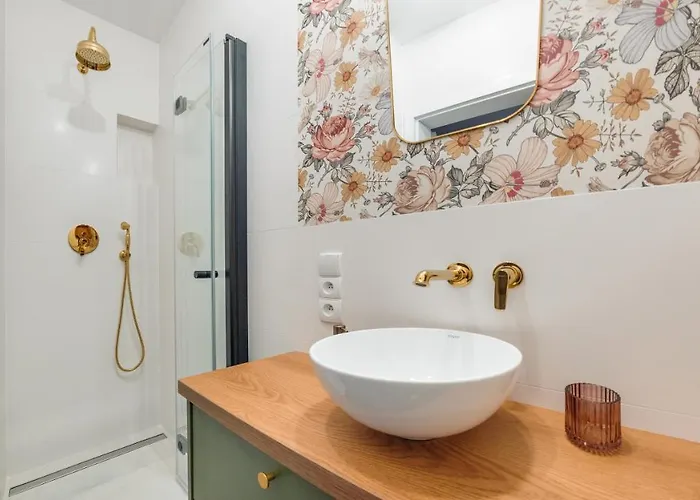 I Jastrzebia Gora, Sun & Snow