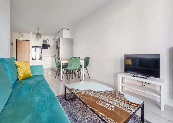 I Jastrzebia Gora, Sun & Snow *